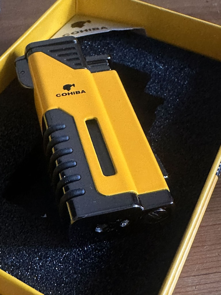 Cohiba 4 Pürmüzlü jet alevli cakmak ve PURO TUTUCU HEDİYELİ - 5