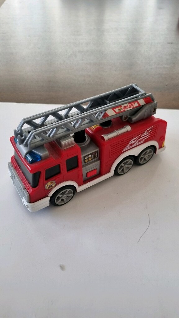 15 cm Dickie Toys oyuncak İtfaiye Aracı ( Kargo yapmıyorum) - 12