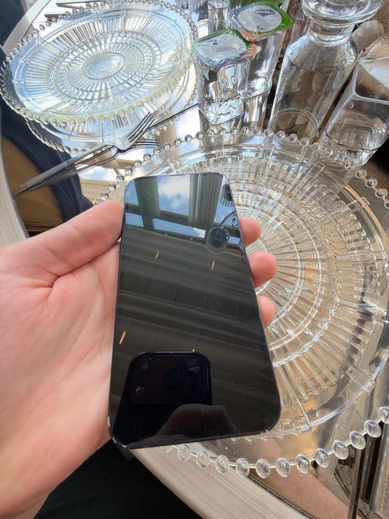 iPhone 16e 128 GB - 5