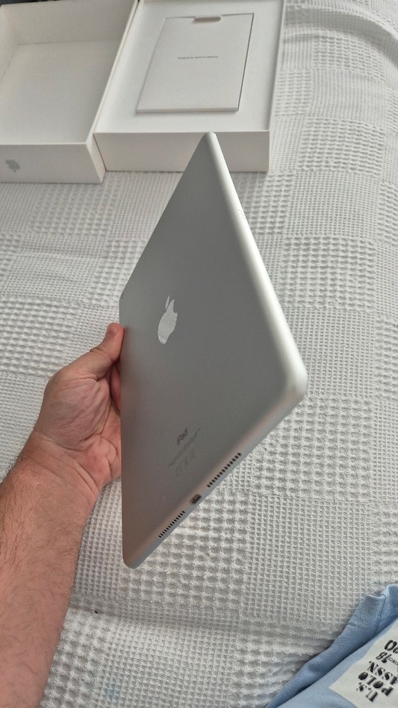 iPad 9. Nesil 64GB Wifi Gümüş Hatasız Çiziksiz - 7