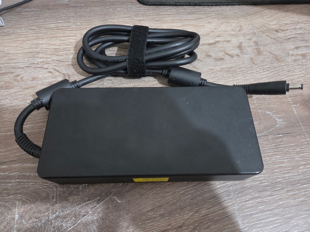 Acer 19.5V 16.9a 330W 5.5mmx1.7mm uçlu adaptör - 3