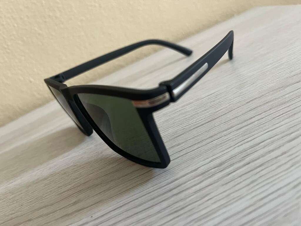 Prada güneş gözlüğü - 4