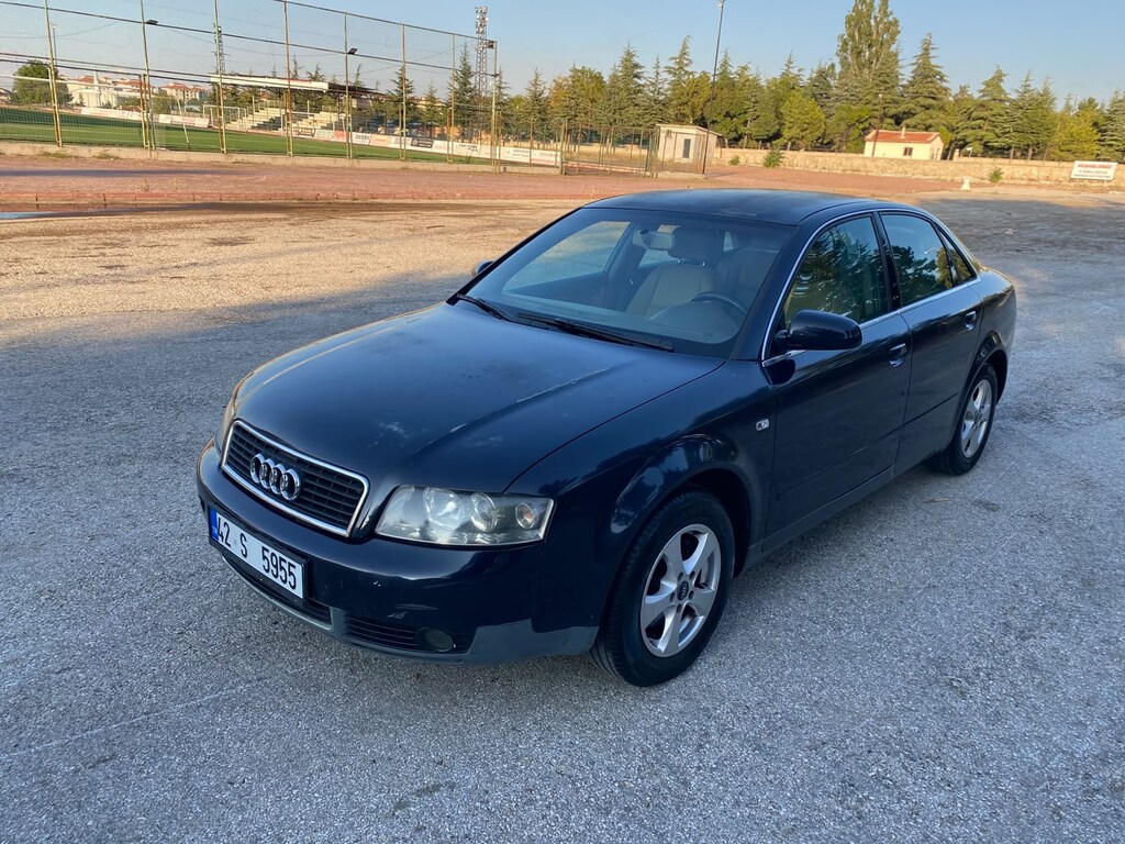 SAHİBİNDEN DEĞİŞENSİZ 2004 AUDİ A4 - 2