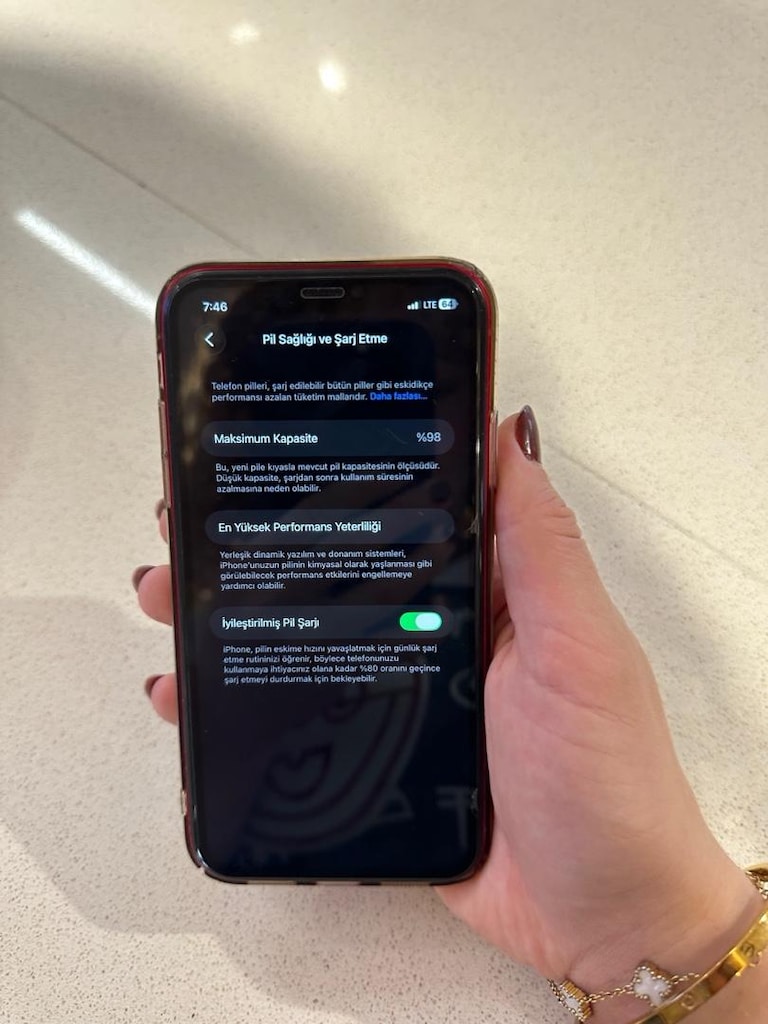 iPhone 11 64gb pil 98 - 7