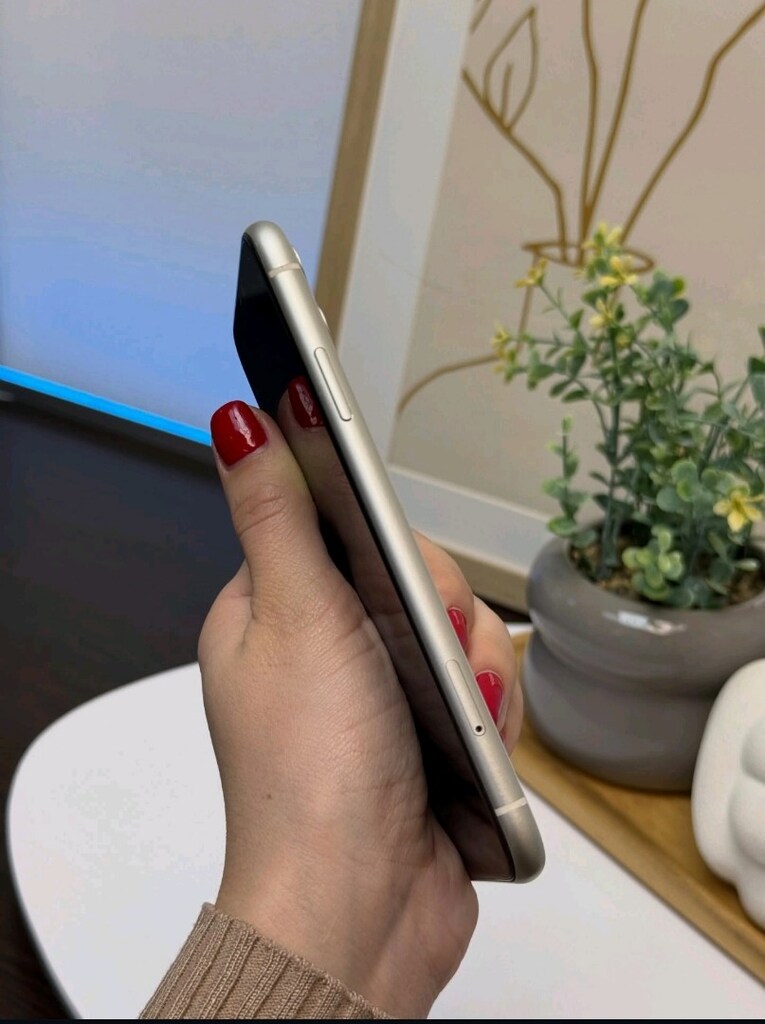 iPhone 11 128 GB Silver Türkiye Cihazi - 3