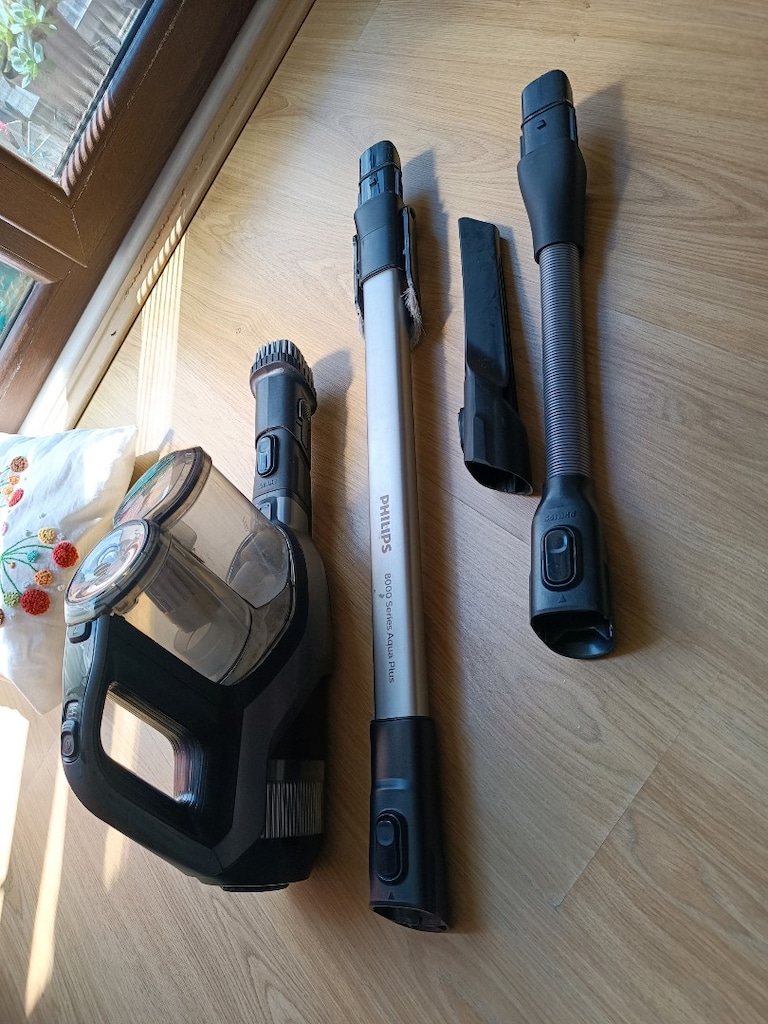 Philips 8000 Serisi Aqua Plus Dikey Süpürge - 4