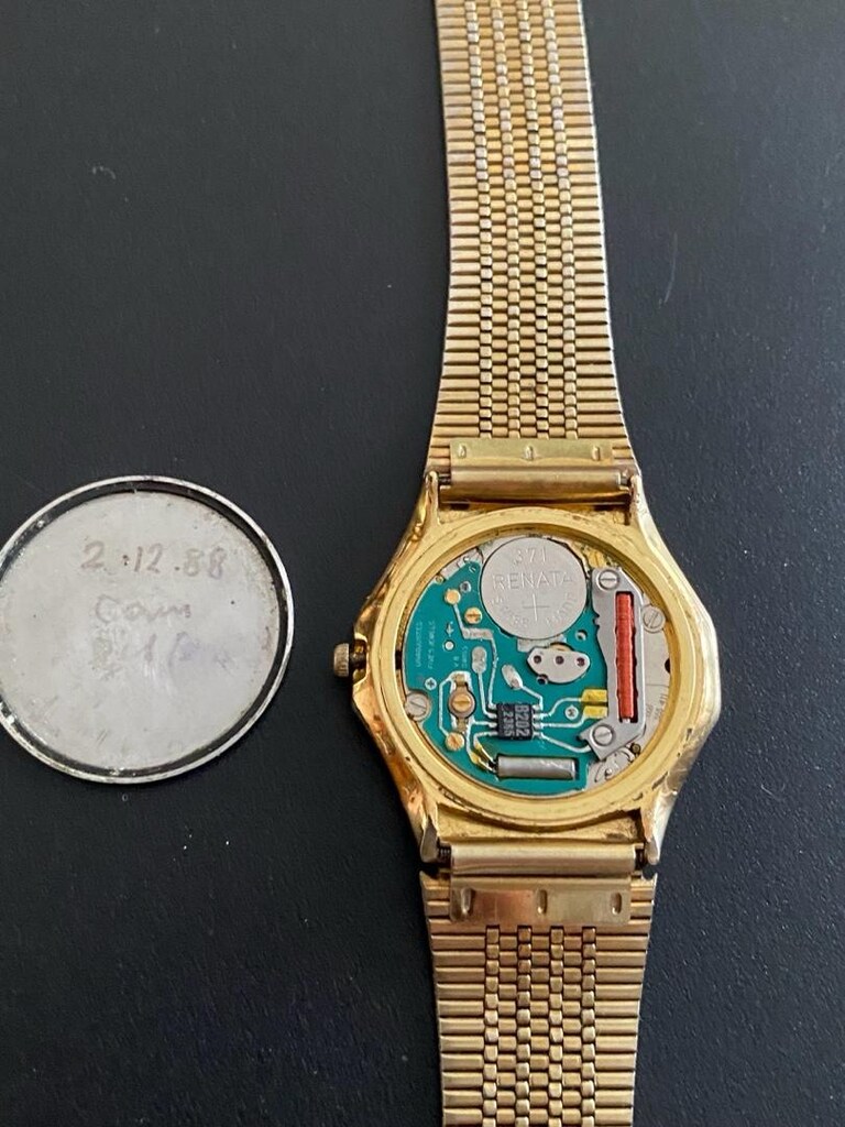 1988 Tarihli Vintage Slava Quartz Bayan ve Erkek Kol Saati. - 6