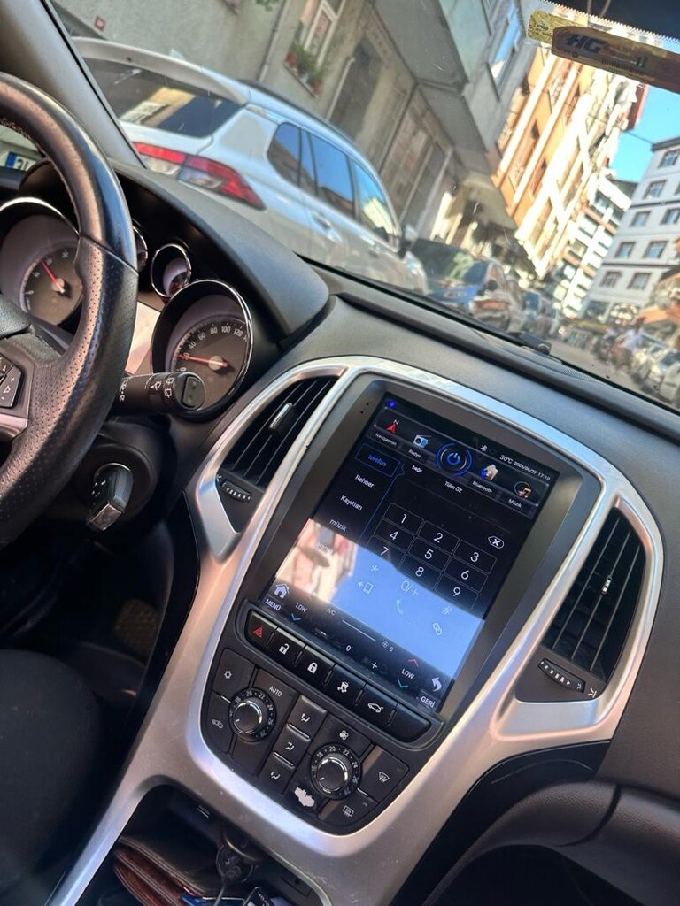 68.000 km \ sunrooflu / deri koltuk / özel paket - 9