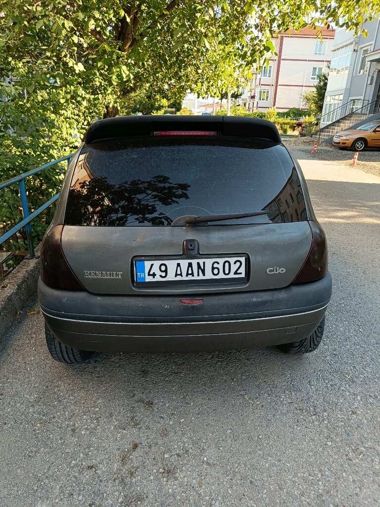 Öğretmenden Renault Clio-2 Fransız - 5