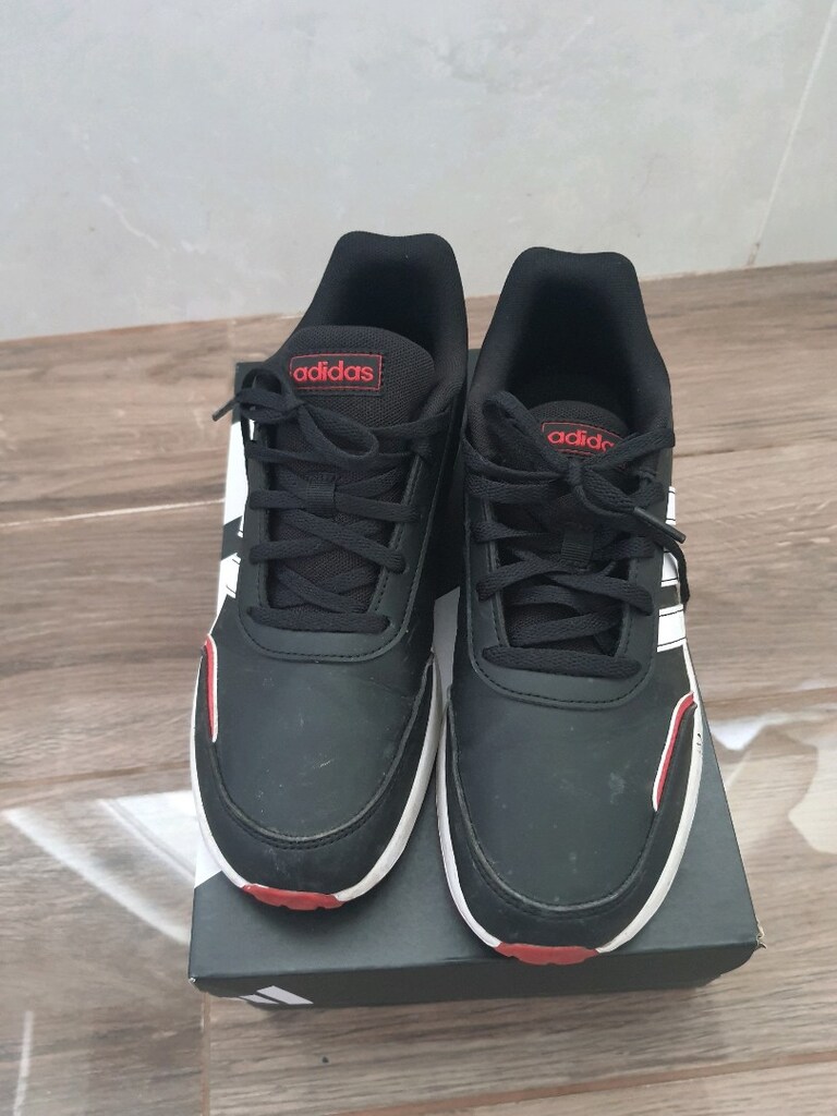 adidas sneaker — görsel 3/5