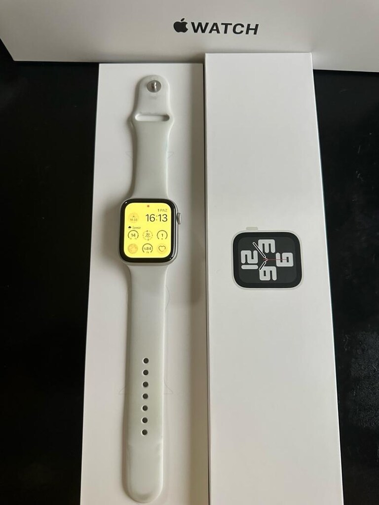 APPLE WATCH SE 2.NESİL 44 MM - 2