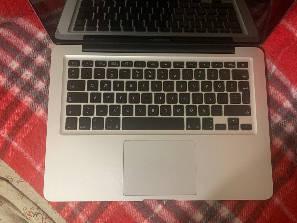 MacBook Pro mid2010 - 6