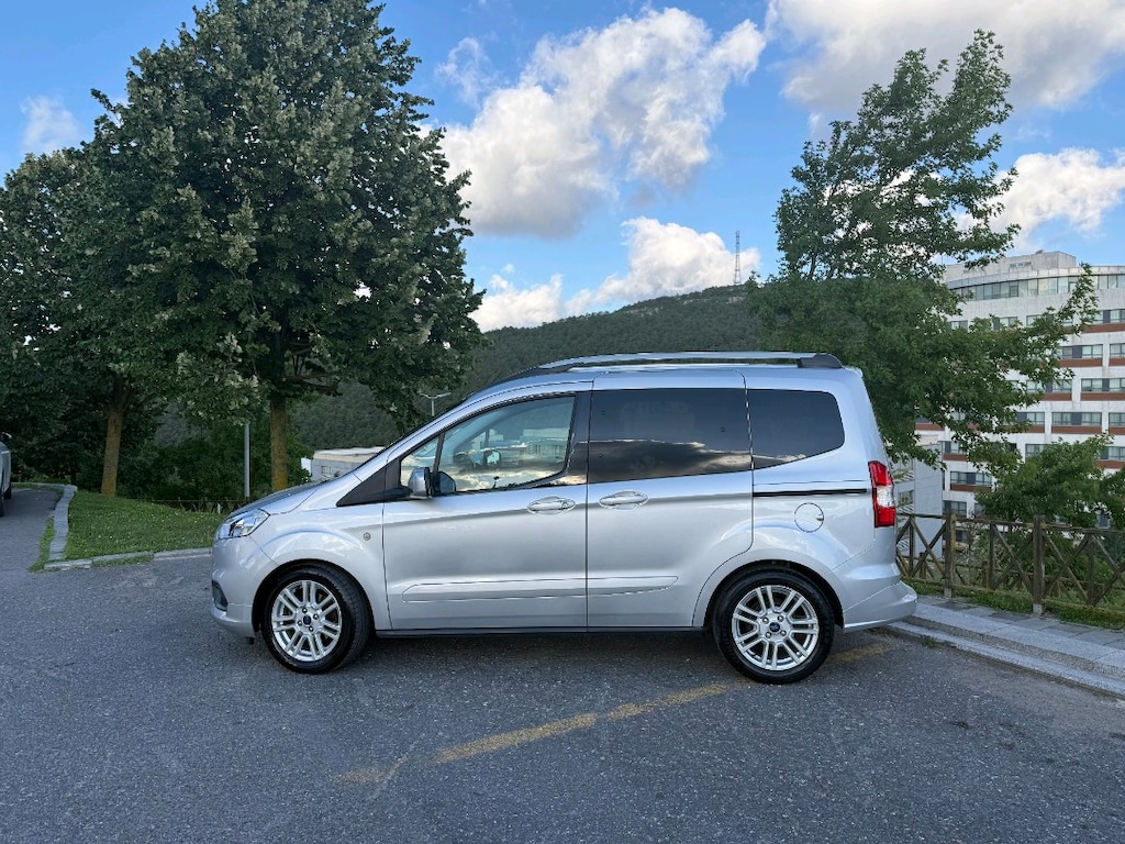 Ford Courier 2019 Değişensiz Boyasız 47000 km temiz Fatura Kesilecek - 3