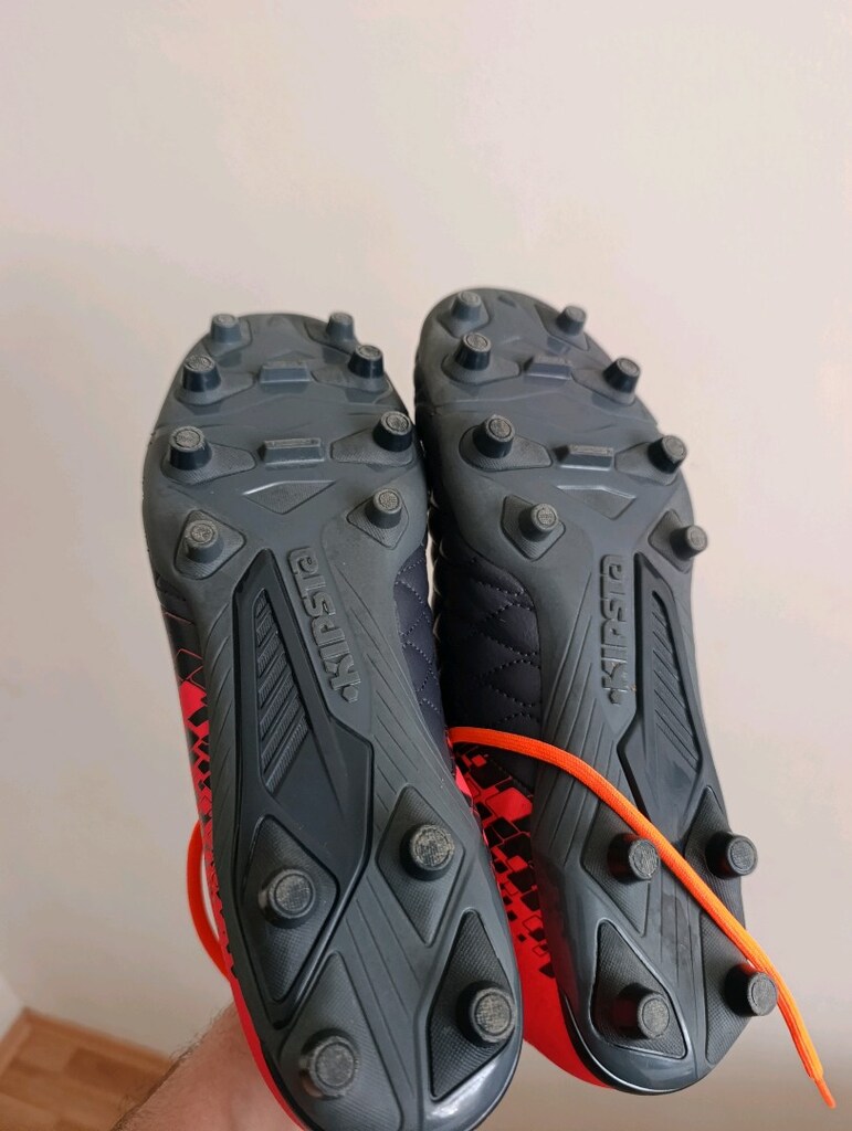 Decathlon kipsta agility 500 pro krampon orjinal sıfır 44 numara - 2