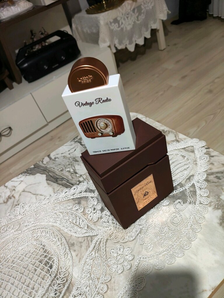 Sıfır kutusunda Lattafa vintage radio erkek parfüm 100 ml. Dubai ürün - 2