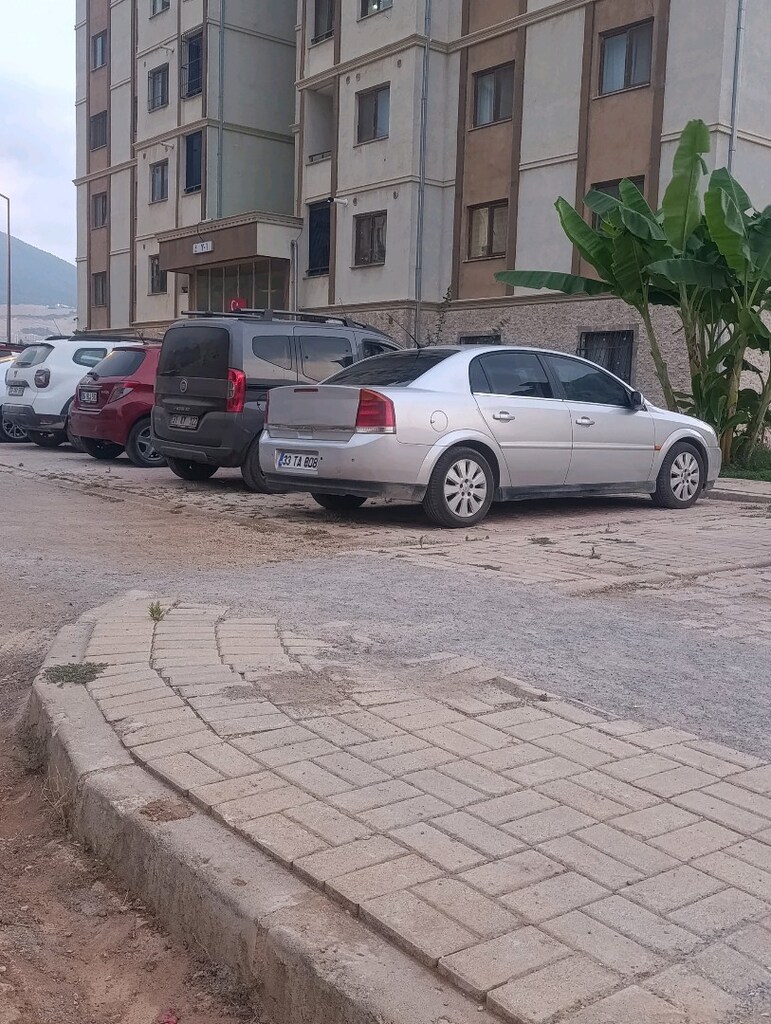 memurdan temiz bakımlı aile arabası - 8