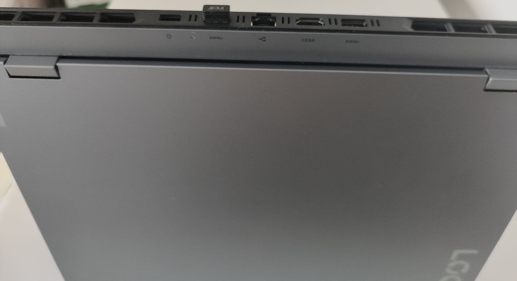 LENOVO LOQ 15IRX10 | i7-13700HX RTX 5050 8GB 32GB RAM 2TB SSD - 5