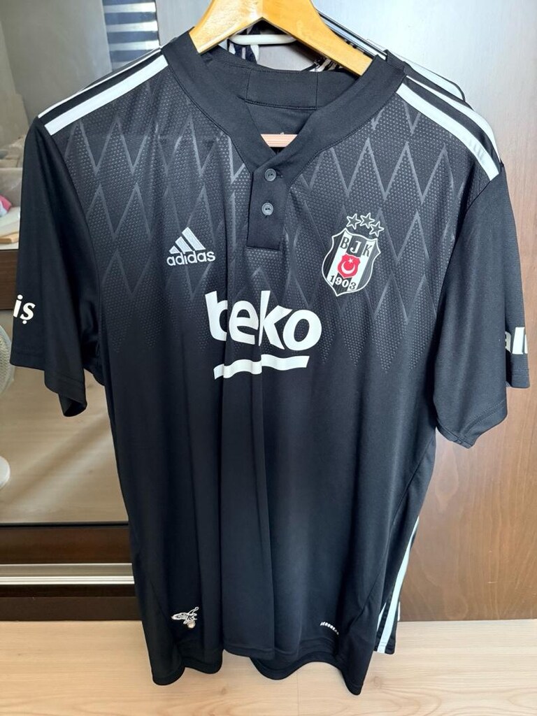 Adidas bjk eski sezon formaları - 3