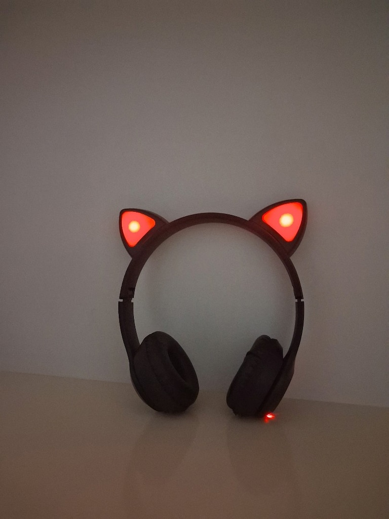 P47M Kedi Kulaklı Bluetooth Kulaklık - LED Işıklı - 2