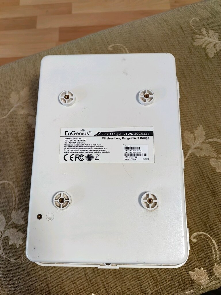 EnGenius ENH210EXT 300 Mbps Access Point - 5