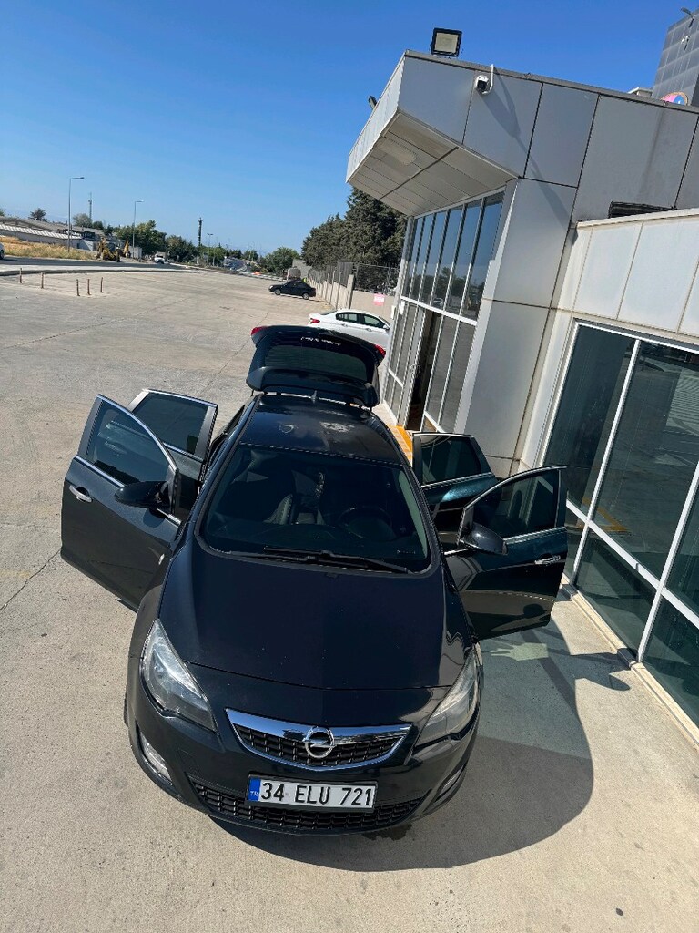Opel Astra J 1.3 CDTI - 7