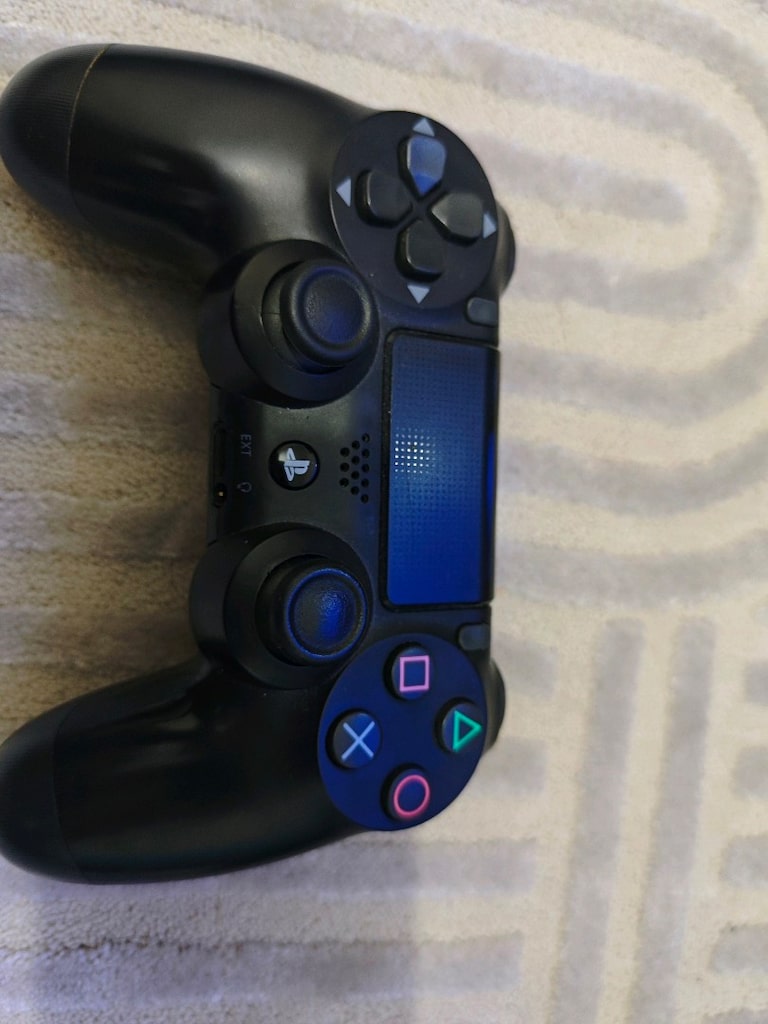 PAZARLIK VAR 6 Ay Kullanılmış PLAYSTATİON 4 PRO 1 TB CUH 7216B - 3