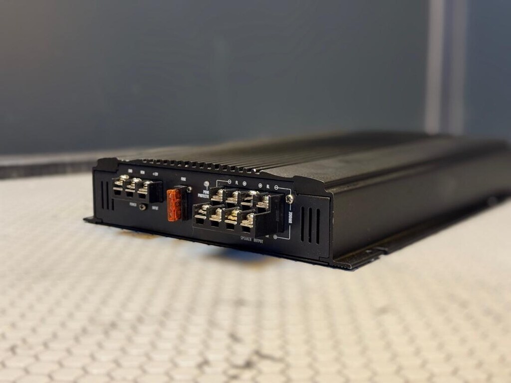 Viper 3000 w Sterio Amfi - 3