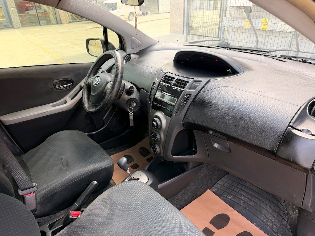 acil sahibinden toyota yaris - 9
