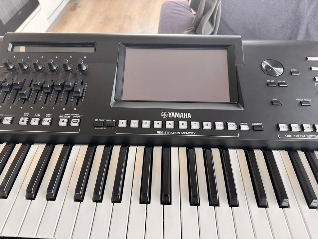 yamaha genos 2 dore den 4 yil garantili alindi hic sahne gormedi - 13