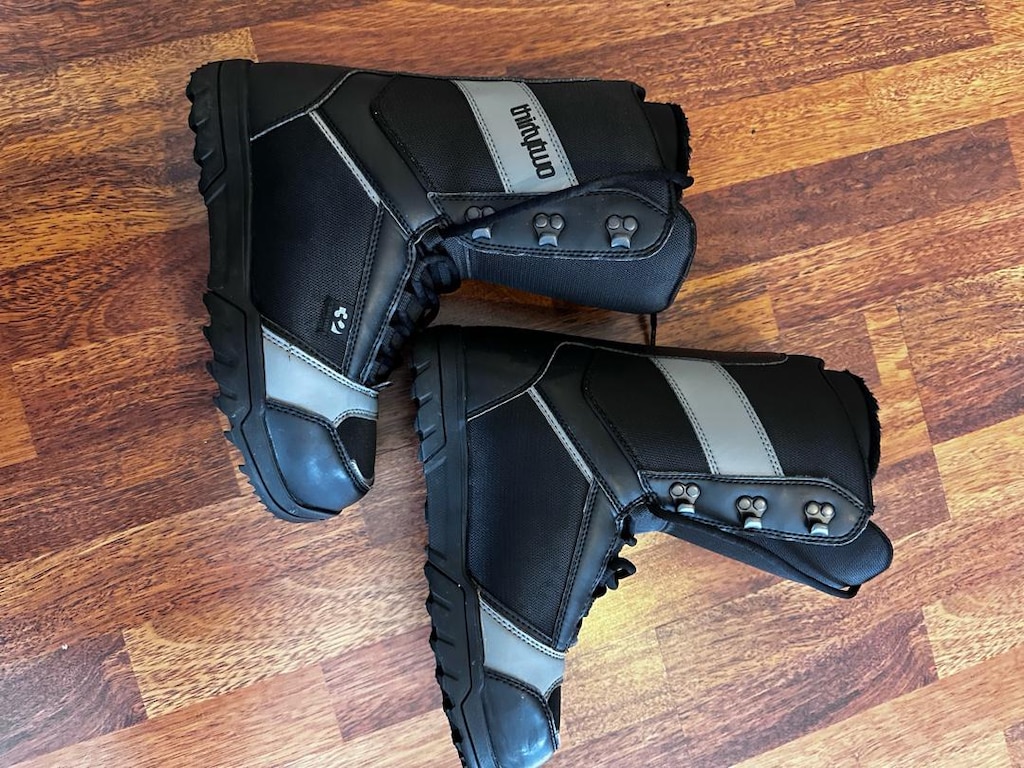 Rossignol Snowboard+ bağlamalar + Thirtytwo bot+ Burton taşıma çantası - 9