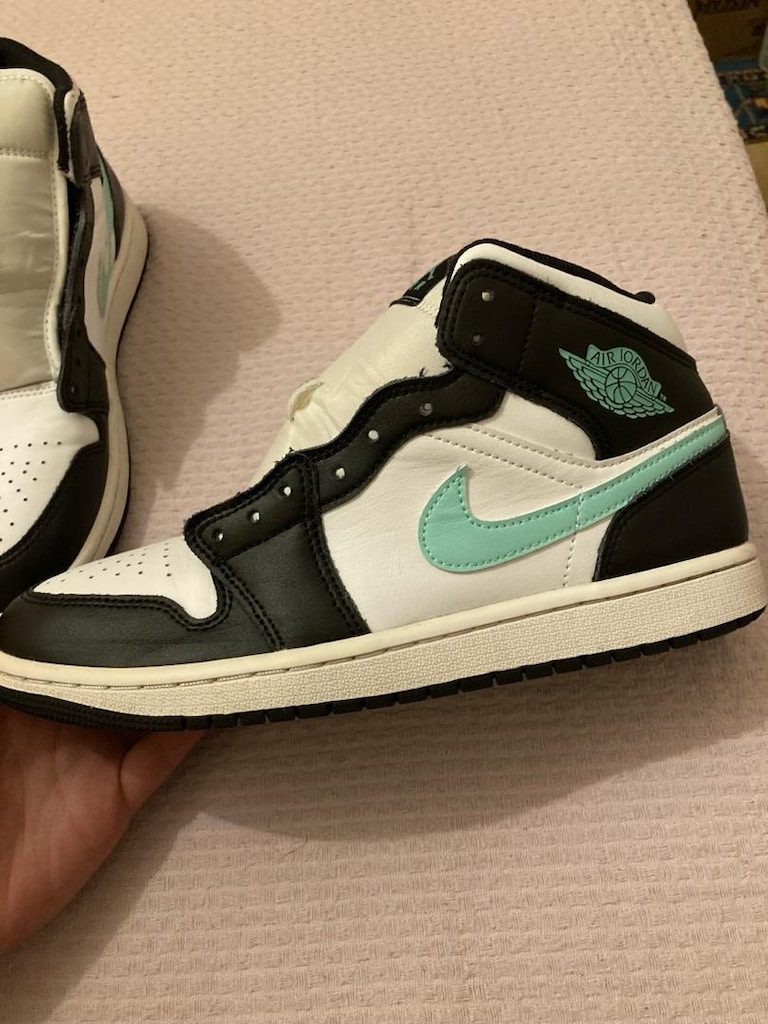 Nike AIR JORDAN 1 MİD - 4