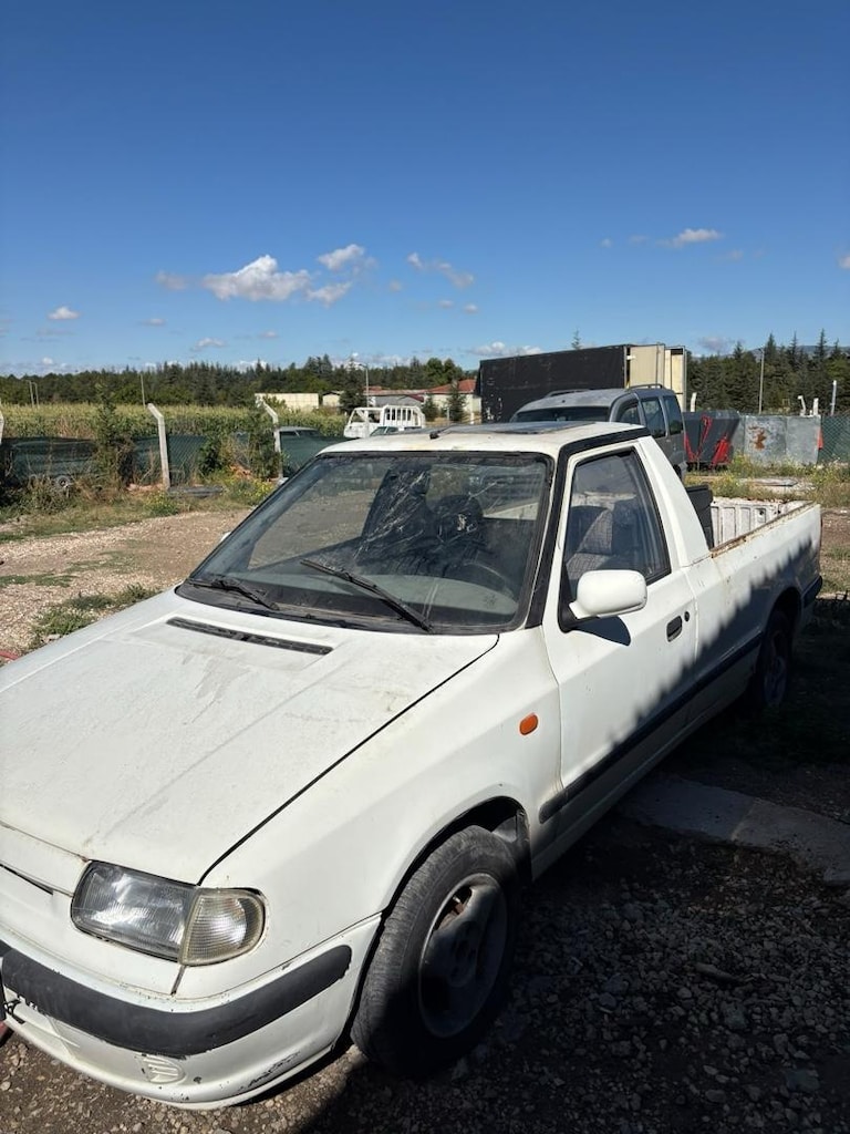skoda felicia pickup - 4