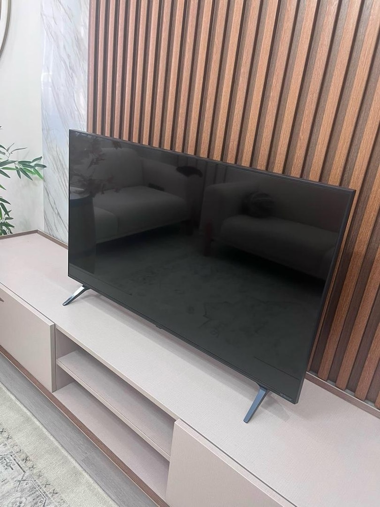 LG NANOCELL 43 İNÇ TV TEMİZ