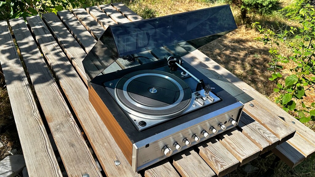 Dual HS 151 Plakçalar Sıfır Kapak 1228 mekanik Shure M75 İğne (1975) - 2