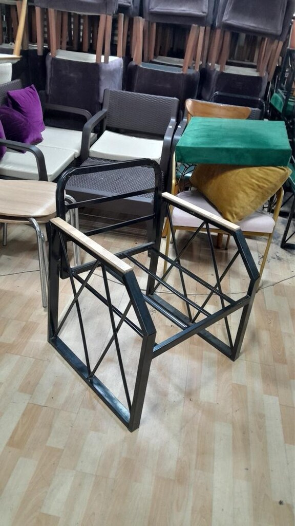 KOLTUK METAL SEDİR TEKLİ - 4