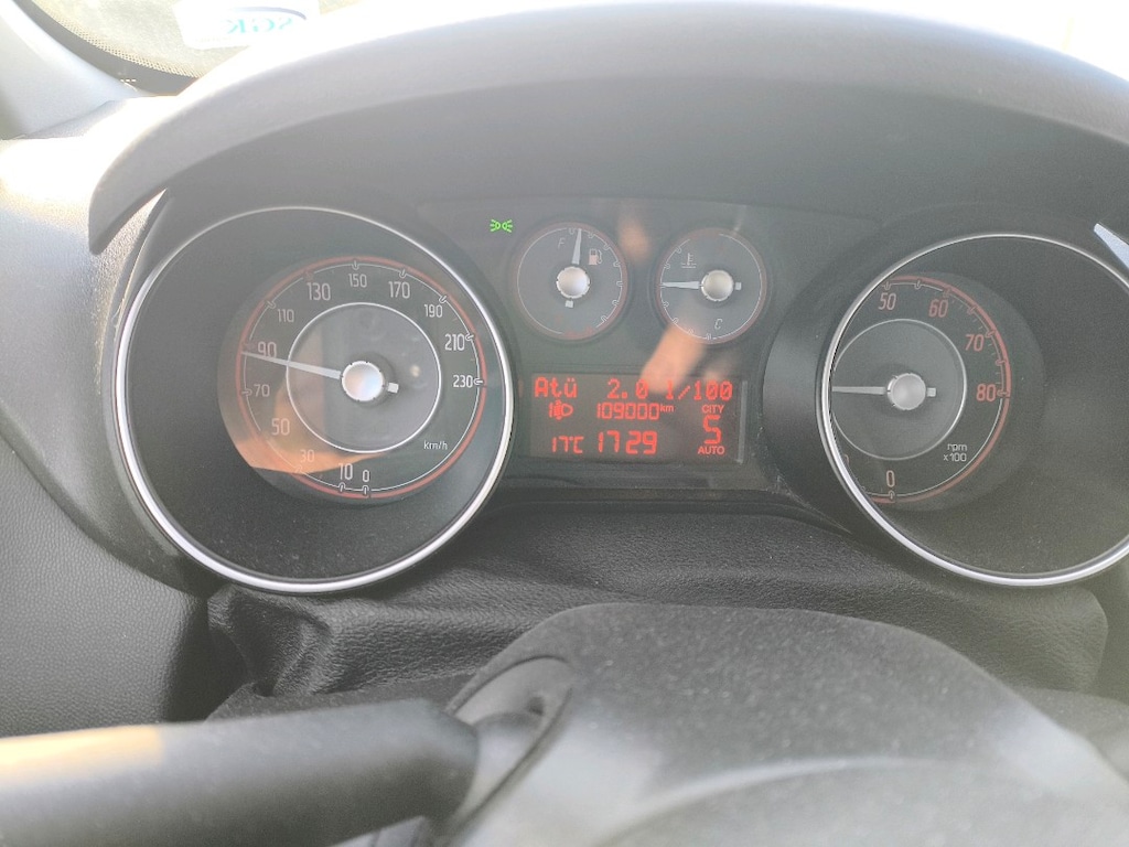 2013 1.4 Punto otomatik 109 binde en üst paket - 17