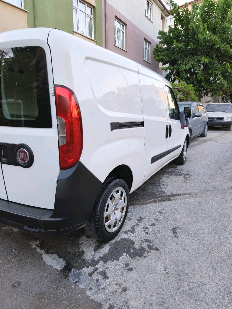 138.000km de 2016 Maxi doblo - 4