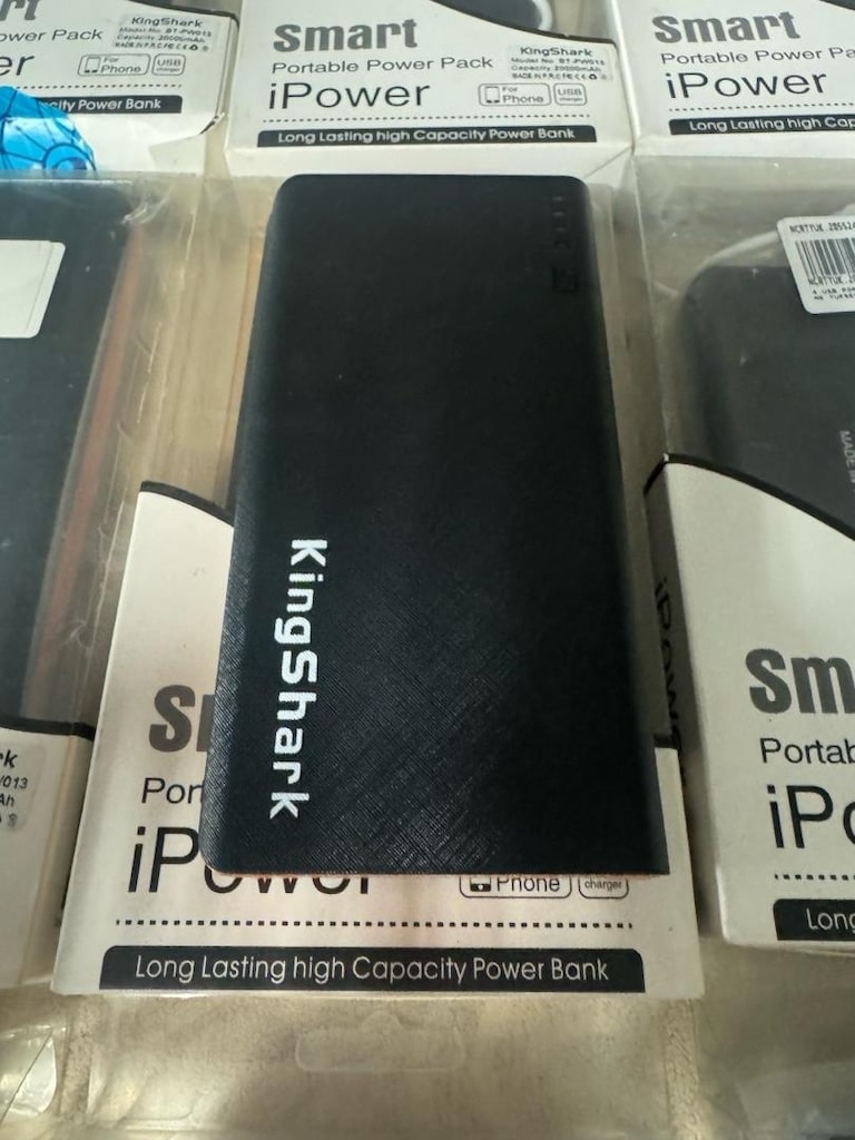 Sıfır KingShark 20.000 mAh Powerbank - 4 USB Çıkışlı & LED Fenerli - 2