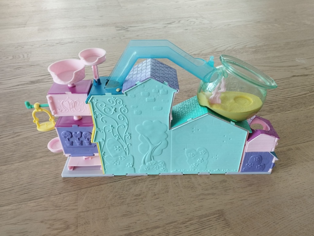 Miniş Apartmanı + Fotoğraf stüdyosu + Arabası - 7