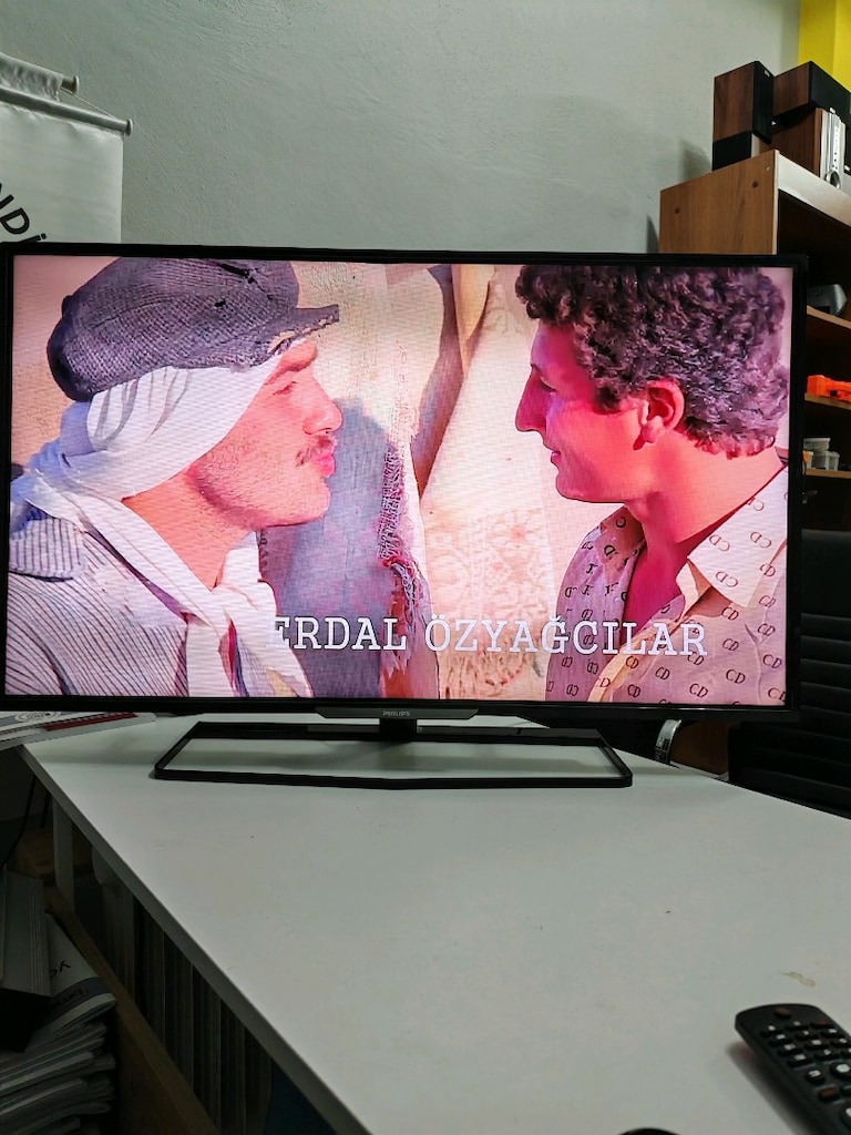 Philips Smart Led televizyon 102 ekran Led tv - 12