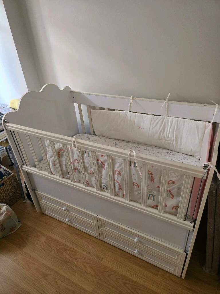 4 çekmeceli sallanan beşik - 2