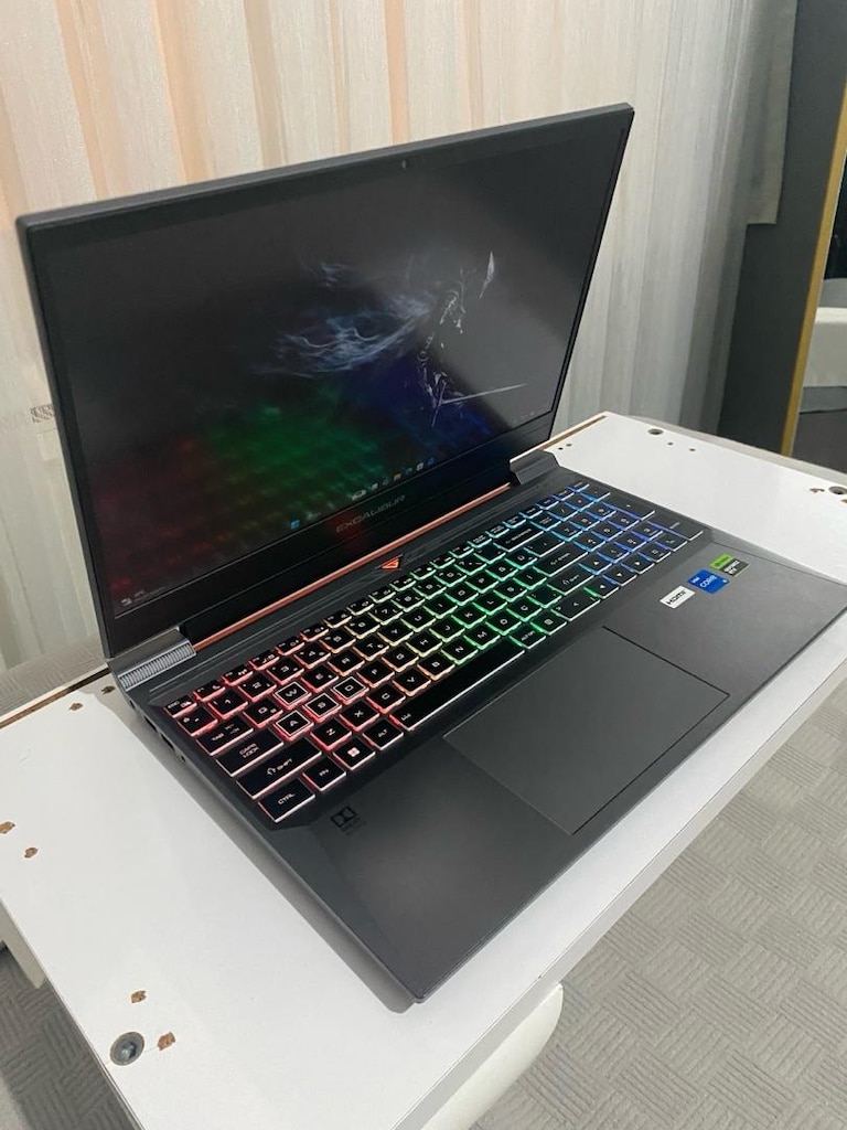 EXCALİBUR G870 | RTX4060 | İ5-13420H |32GB RAM | 1TB SSD - 8