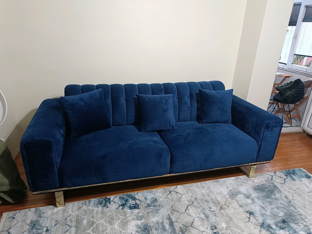 2 adet 3 lü koltuk ve 6 kişilik yemek masası - 2