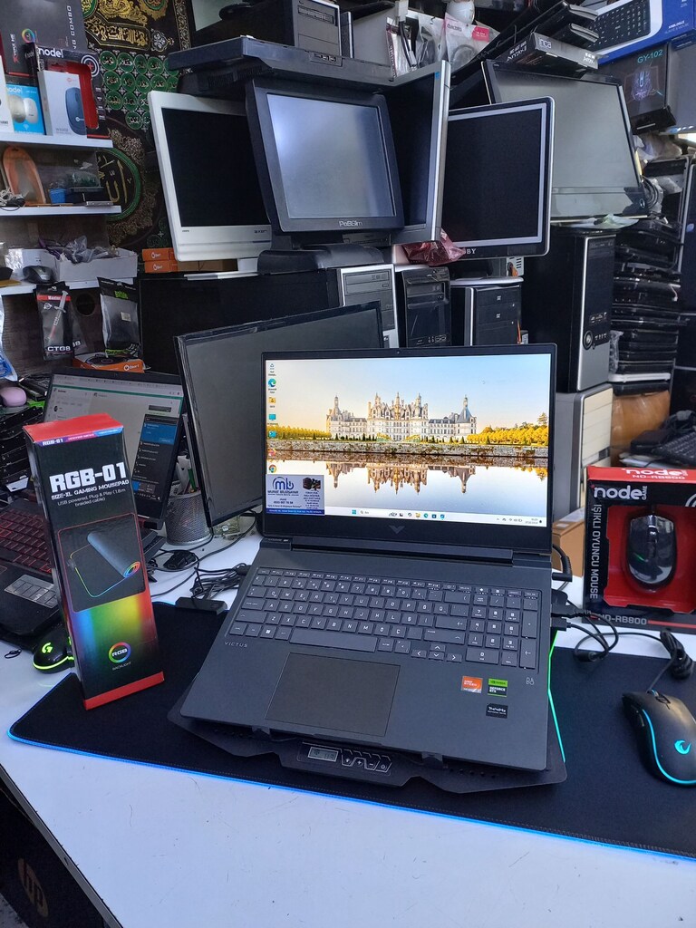 HP VİCTUS RYZEN 7 7840 HS RTX 4060 120 WATT 16 GB RAM DDR5 120 WATT - 14