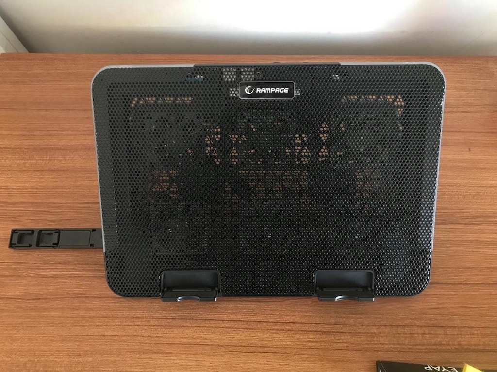 Hp Victus 16 Ryzen 7-7800. Rtx 4050 - 9