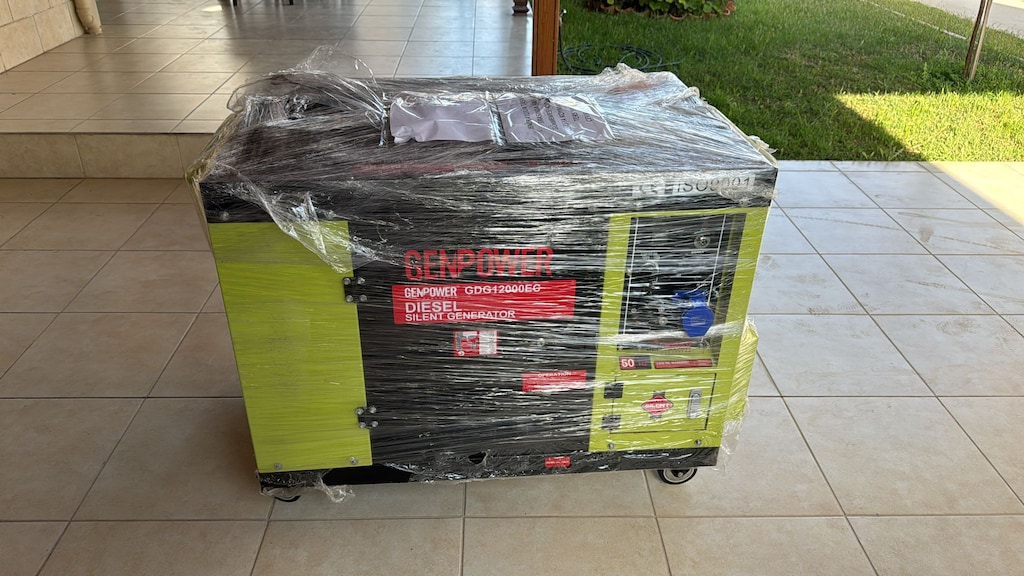 İHTİYAÇ FAZLASI SIFIRDAN FARKSIZ GENPOWER 12KW OTOMATİK KABİNLİ