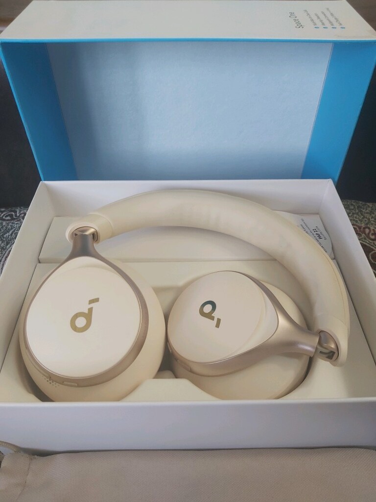 Anker Space One Yeni Gibi - 4