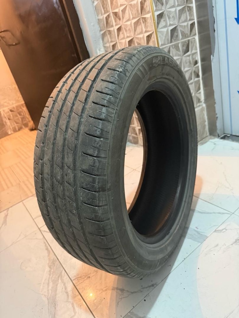 215/55/17 4ADET - 5