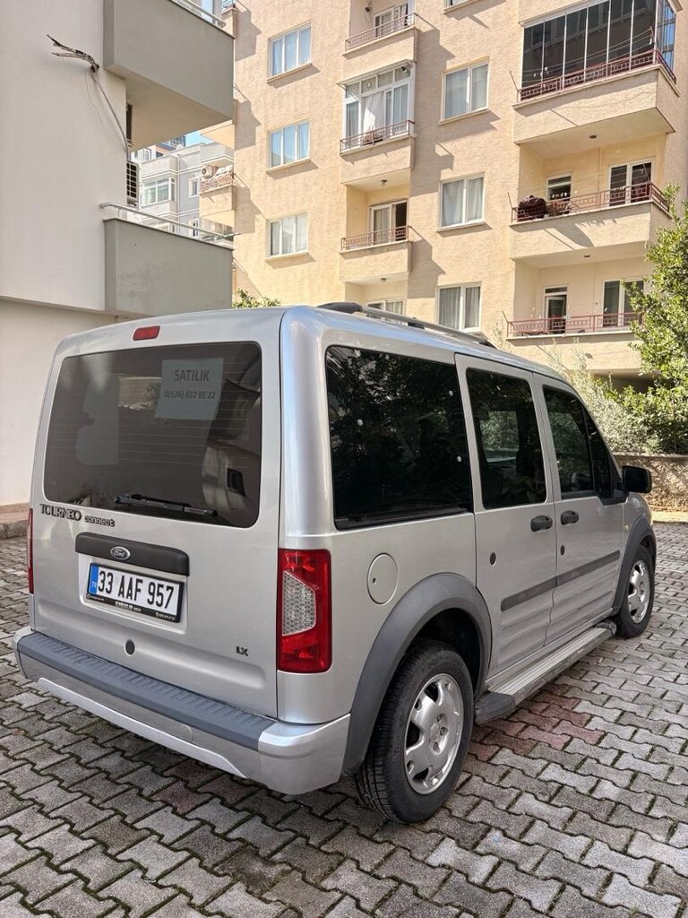 2011 model ford connect - 3