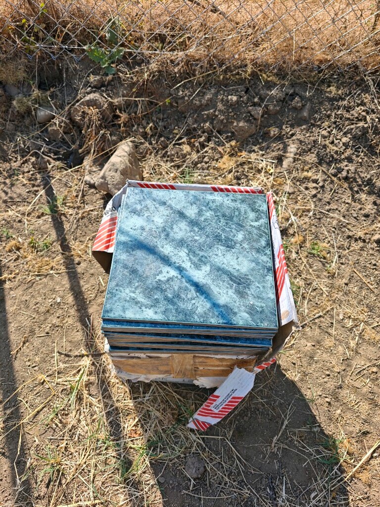 fayans ister havuza banyoya ister çardaga yere duvara. 35-40 M2 civari - 2